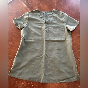 FIGS Technical Collection Scrubs, “Catarina” One Pocket Short Sleeve Size XS EUC